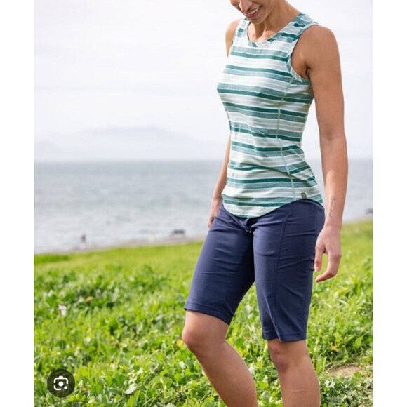 Title Nine Clamber Shorts Navy Blue Technical Stretch 12" Womens Size 2 NEW - Picture 2 of 9